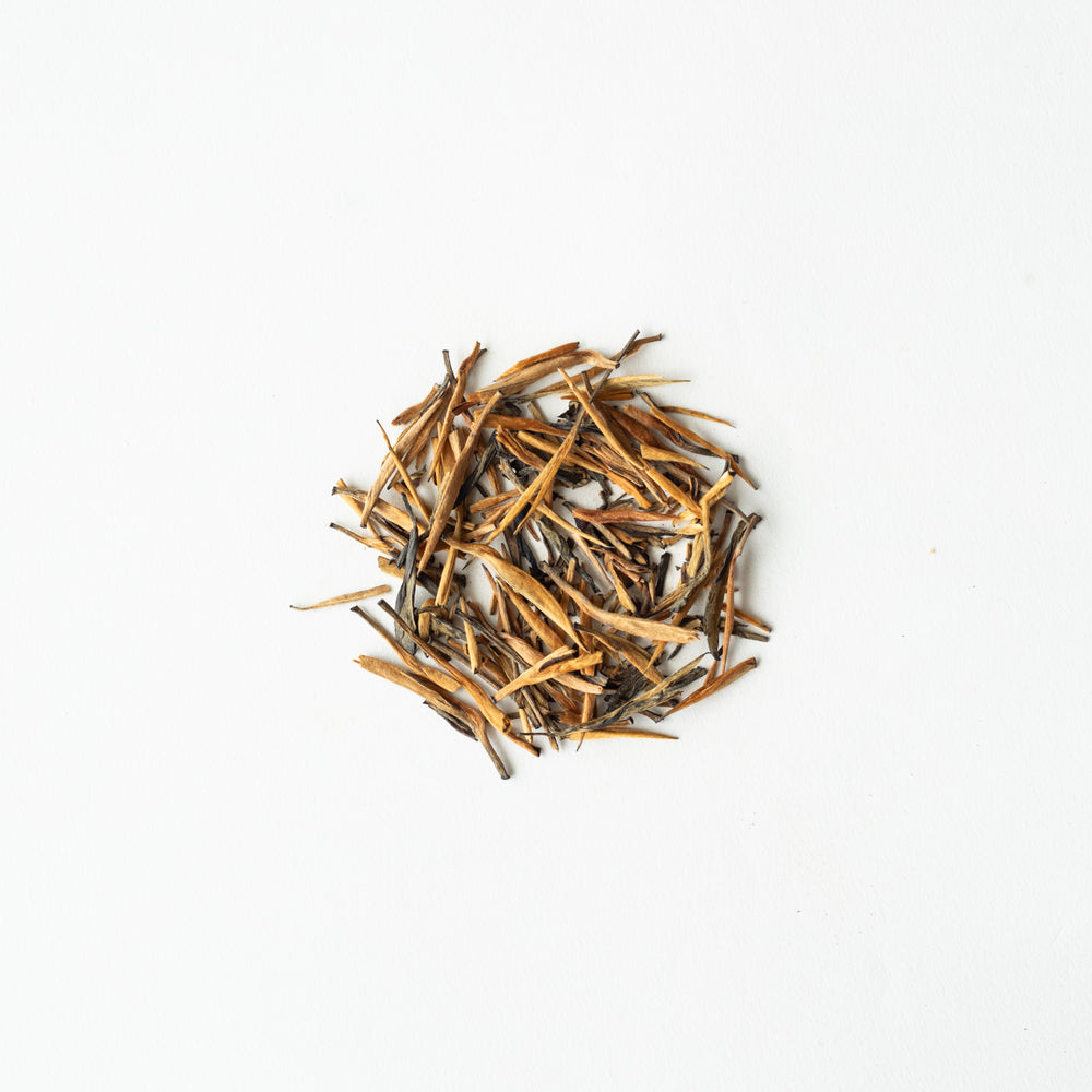 Premium Yunnan Yellow Tea – Rare & Elegant Golden Delight