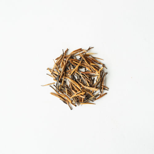 Premium Yunnan Yellow Tea – Rare & Elegant Golden Delight
